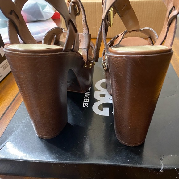 Brown platforms. Never worn - Picture 2 of 3